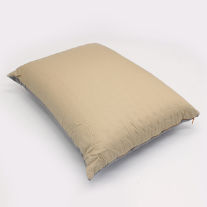 Oreiller de camping portable Jiyimei YM-P116, mousse à mémoire de forme ergonomique, avec sac de rangement - Product Image 2