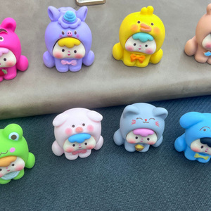 แม่เหล็กติดตู้เย็นรูปสัตว์เรซิ่นสีแดงสด ของตกแต่งพลาสติกเพ้นท์มือ พวงกุญแจ ของตกแต่งแบบสุ่ม - Product Image 1