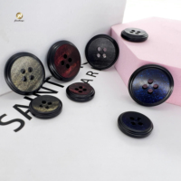 Penjualan Panas Kancing Plastik Resin Hitam Bulat Besar 15mm-20mm dengan 4 Lubang untuk Logo Kaos Polo & Aksesori Pakaian.
