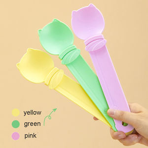 Distributeur de friandises en plastique pour chats avec bande liquable Barre de pâté en pâte compressible pour chats et animaux de compagnie - Product Image 5