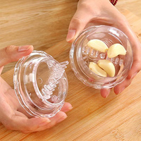 Multifunctionele gember-knoflook draaibare doos Plastic doos Knoflookpersdoos Knoflookknijper Keukenhulpaccessoires