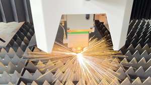 Pequeño 900*600mm 1.5kw 2kw 3kw Máquina de corte por láser de fibra de recinto Corte de acero inoxidable, corte de acero al carbono - Product Image 6