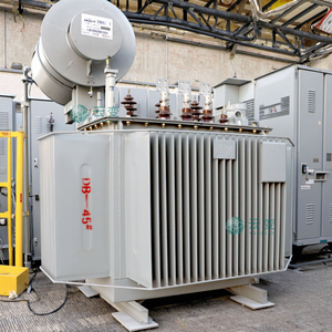 Trasformatore di Potenza a Immersione in Olio OEM/ODM Personalizzabile ad Alta Efficienza e Affidabilità con Uscita Trifase 415V/380V e Ingresso 35KV - Product Image 1