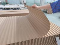Panneau MDF super flexible 1220*2440, panneaux muraux ondulés 3D personnalisés à bas prix pour la décoration intérieure