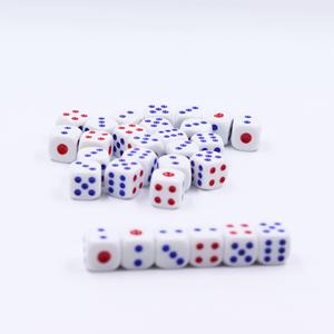 Dados pequeños poliédricos blancos y negros D6 con esquinas rectas, dados de juego con puntos, juguetes para juegos de casino, dados personalizados, componentes de plástico - Product Image 6