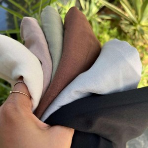 Scialle modale elegante morbido e leggero personalizzato <span class=keywords><strong>Hijab</strong></span> musulmano alla <span class=keywords><strong>moda</strong></span> da donna alla <span class=keywords><strong>moda</strong></span> modale <span class=keywords><strong>Hijab</strong></span> - Product Image 2