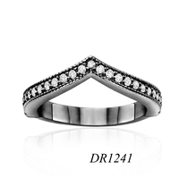 Peishang marque 925 argent Sterling plaqué or V lettre noir princesse couronne anneau cubique zircone empilable bagues bagues bijoux femmes