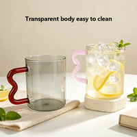 Tasse à café en verre borosilicate coloré en gros, tasse à boisson chaude ou froide, vaisselle de cuisine, tasse transparente avec poignée incurvée