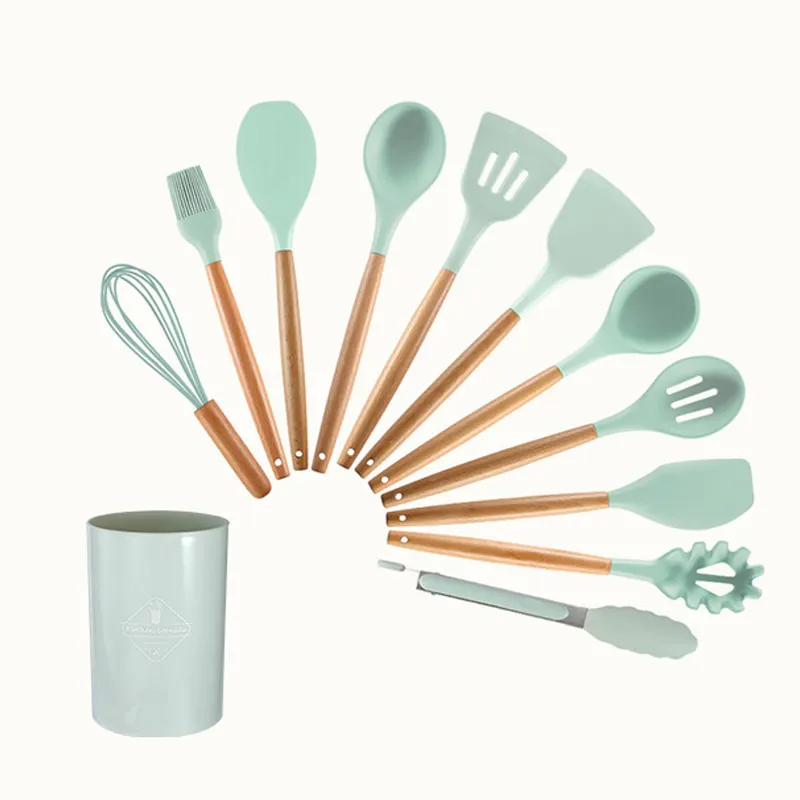 Vente en gros Ensemble d'ustensiles de cuisine en nylon antiadhésif et silicone avec manche en bois 12 pièces vert personnalisé