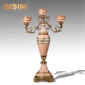 Porcelaine rose tendre de Style européen fantaisie avec <span class=keywords><strong>vase</strong></span> en <span class=keywords><strong>cuivre</strong></span> décoré de motifs de vigne dorée ornement de porte-fleurs de table - Product Image 4