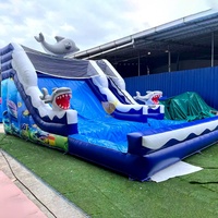 Toboggan aquatique gonflable en forme de palmier avec piscine, thème tropical, toboggan commercial en PVC pour enfants et adultes, aire de jeux extérieure