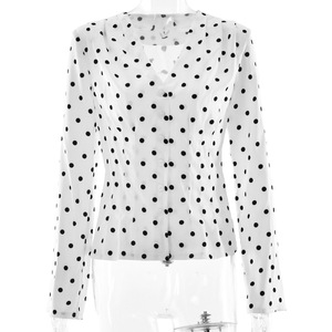 เสื้อเบลาส์คอวีลายจุดสำหรับผู้หญิงแขนยาวผ้าชีฟองสวมใส่ได้ทุกวัน - Product Image 5