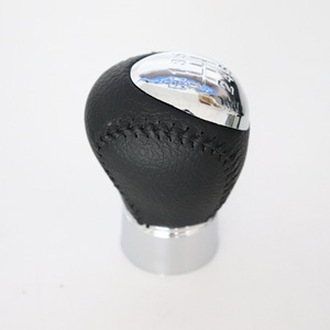 Pomo de palanca de cambios para coche Mazda, cabezal de palanca de cambios ergonómico de cuero negro para vehículos con transmisión manual - Product Image 2