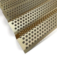 Panneau de façade en aluminium perforé ondulé décoratif moderne, ventilation acoustique, écologique, ignifuge, pour bâtiments, centres commerciaux, hôtels
