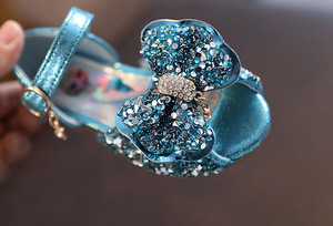 Sandales d'été Princesse Petite <span class=keywords><strong>Danse</strong></span> Chaussures Cristal Respirant Confortable Semelle Souple Filles Pantoufles - Product Image 5