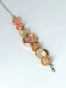 Reloj de Pulsera con Encanto Retro, Tono Dorado, Cuarzo, con Dijes Coloridos y Delicados para Mujer, Regalo Informal Diario, Joyería - Product Image 4