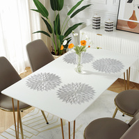 Nouveauté Écologique Vente Chaude en Gros Napperons en PVC Personnalisables de Haute Qualité Plusieurs Couleurs Forme Irrégulière TUOTU JH8065 pour Mariage