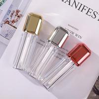 Nouveau Tube de Brillant à Lèvres Vide Transparent Personnalisé 5ml 7ml Carré avec Applicateur