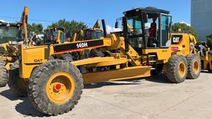 รถเกรดเดอร์มือสอง Caterpillar CAT 140H รุ่นปี 2023 อุปกรณ์ก่อสร้างถนนและงานดิน - Product Image 1