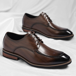 Chaussures en cuir véritable pour hommes, formelles et haut de gamme, fabriquées à la main pour une respirabilité optimale, adaptées aux tenues professionnelles et décontractées. - Product Image 6