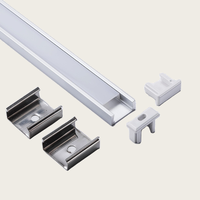 Profilé de finition en aluminium anodisé flexible de style victorien moderne pour bandes LED pour armoires de cuisine - Solutions d'éclairage pour usage intérieur