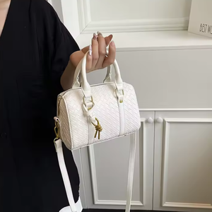 Bolso de mano de cuero PU para mujer, con patrón tejido, nueva tendencia de moda, bolso de hombro cruzado geométrico diagonal, bolso tote - Product Image 4