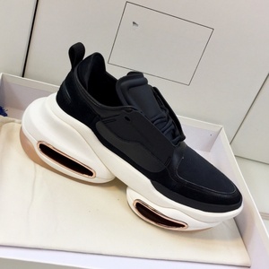 Zapatillas deportivas de malla transpirable y cuero de diseño de lujo, de caña baja, marca Black On Cloud, para hombre y mujer. - Product Image 2