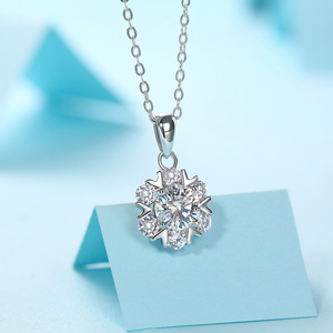 Collana con Pendente Unico in Argento Sterling 925 con Moissanite da 1 Carato, Design Originale, Gioiello <span class=keywords><strong>di</strong></span> Alta Qualità, Pendente a <span class=keywords><strong>Fiocco</strong></span> <span class=keywords><strong>di</strong></span> <span class=keywords><strong>Neve</strong></span> per Donna - Product Image 4