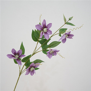 Fiori Artificiali in Seta Stile Naturale Clematis per Decorazioni Casa, Soggiorno, Oggetti di Scena Fotografici, Matrimoni e Fotografia all'Aperto - Product Image 2