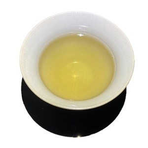 Fuding Organic Silver Needle Thé blanc en vrac au goût sucré fraîchement traité pour la santé et l'amincissement pour les personnes du nouvel âge - Product Image 6