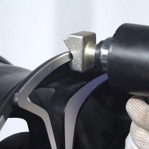 Máquina <span class=keywords><strong>de</strong></span> reparación <span class=keywords><strong>de</strong></span> enderezamiento <span class=keywords><strong>de</strong></span> <span class=keywords><strong>llantas</strong></span> <span class=keywords><strong>de</strong></span> fábrica barata, máquina <span class=keywords><strong>de</strong></span> reparación <span class=keywords><strong>de</strong></span> <span class=keywords><strong>llantas</strong></span> <span class=keywords><strong>de</strong></span> aleación <span class=keywords><strong>de</strong></span> neumáticos ARS26H - Product Image 5