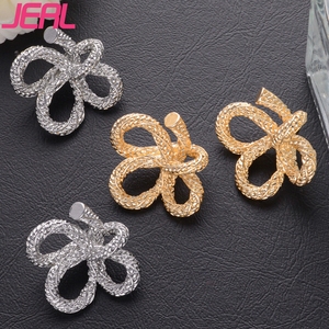 Cao cấp chất lượng cao hợp kim kẽm Shank nút phức tạp intertwined mô hình bền thời trang kim loại phụ kiện cho cao cấp - Product Image 1