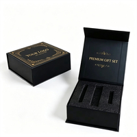 Boîte cadeau rigide noire magnétique style livre, impression logo feuille d'or, insert en mousse floquée personnalisé pour ensemble cosmétique et soins de la peau, vente en gros