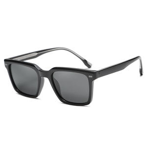 Gafas de Sol Polarizadas K069, Montura Negra TR90, Lentes TAC, Protección UV400, Estilo Unisex para Hombres, Mujeres y Conductores - Product Image 1