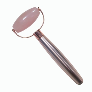 Rouleau de massage en quartz rose avec support en aluminium et perles ovales pour le visage et le cou – Idéal pour les soins quotidiens - Product Image 6