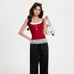 Camiseta sin mangas estilo americano con contraste de color y dobladillo de encaje, efecto dos piezas, para mujer, estilo chica sexy, <span class=keywords><strong>top</strong></span> rojo, primavera-verano 2026 - Product Image 3