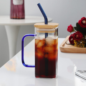 Offre Spéciale tasses à eau en verre borosilicaté de forme carrée pour café et thé au lait avec couvercle et <span class=keywords><strong>paille</strong></span> - Product Image 1