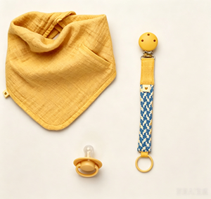 Attache-tétine et bavoir pour bébé en ruban aux motifs colorés, style moderne, et attache-tétine pour bébé en promotion avec un design intéressant - Product Image 6