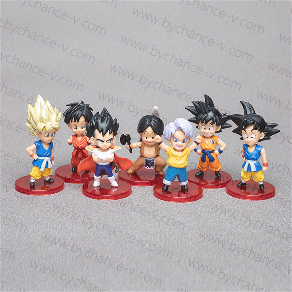 Ensemble de 13 figurines