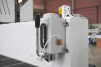 Router CNC para Madera 1325 Directo de Fábrica con Mesa de Vacío y Servomotor para Corte de Puertas de Gabinetes y Paneles de MDF con Certificación CE