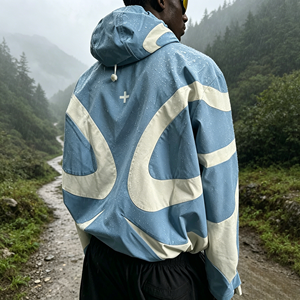 <span class=keywords><strong>Giacca</strong></span> Impermeabile da <span class=keywords><strong>Uomo</strong></span> con Cappuccio in Nylon Personalizzata con Stampa a Colori per Escursionismo e <span class=keywords><strong>Trekking</strong></span> in Montagna - Product Image 2