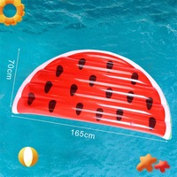 Matelas gonflable géant en forme de pastèque, flotteur de piscine en forme de pastèque, radeau de piscine en forme de tranche de pastèque de 64,9 pouces
