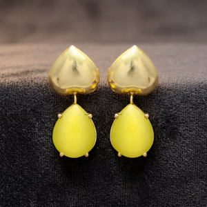 Nouvelles boucles d'oreilles pendantes en forme de cœur en calcédoine jaune plaqué or, en laiton, faites à la main, pour fiançailles et fêtes - Product Image 3