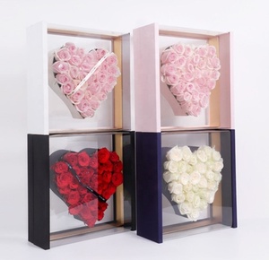 Wholesale Luxury Heart Shape Gift Box Acrylic Flower Box