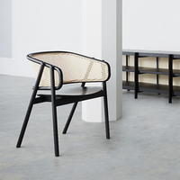 Chaises de salle à manger modernes et luxueuses, noires, en rotin, bois massif de qualité nordique, pour les loisirs et les restaurants