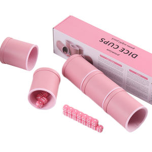 Изготовленный на заказ логотип высокого качества Роскошный розовый шейкер чашка 5 кубиков набор с цветной коробкой кожаная чашка для кубиков - Product Image 1