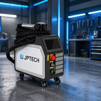 Système de nettoyage au laser pulsé portatif 100W-300W, haute sécurité pour l'élimination de la rouille/peinture/huile