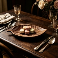 Plateau à thé en bois de noyer, assiette à dessert, soucoupe à thé en bois, plat de service pour thé sec, table à thé en bois de style rétro, élégance en bois massif