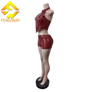 Conjunto <span class=keywords><strong>de</strong></span> Dos Piezas <span class=keywords><strong>de</strong></span> Shorts <span class=keywords><strong>de</strong></span> Piel Sintética Sólida y <span class=keywords><strong>Sexy</strong></span>, Moda <span class=keywords><strong>de</strong></span> Verano para Mujer, Top Corto Y2K, Shorts Elásticos y Ecológicos - Product Image 3