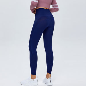 Maillot de football personnalisé écologique sublimé en spandex/polyester, séchage rapide, respirant, taille haute, effet lifting des fesses, pour femmes, pour la salle de sport et le fitness - Product Image 2